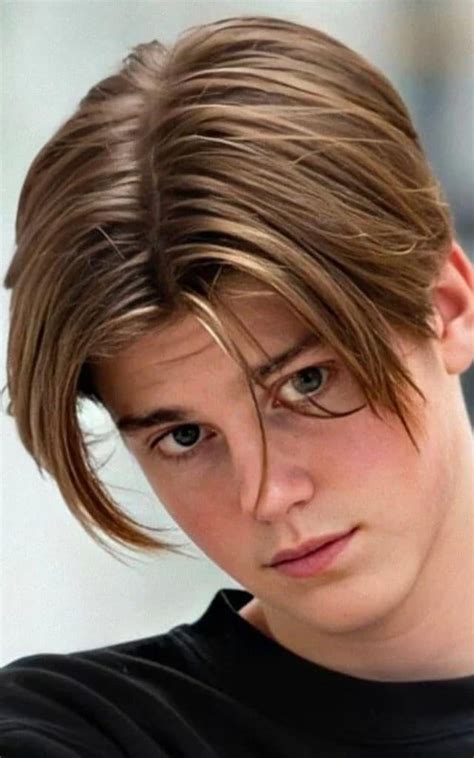 coupe cheveux raie coté homme|Comment donner du style à une raie sur le côté : 13。